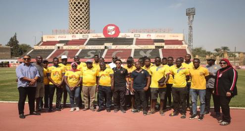 بالصور.. جولة تفقدية لبعثة كمبالا داخل النادي الأهلي 